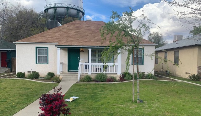 Super cool downtown home. Best location in Bakersfield