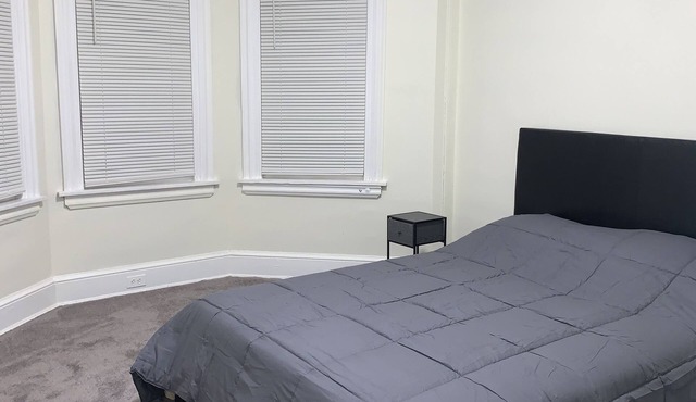 Super cute 3 bedroom remodeled townhouse near downtown Wilmington
