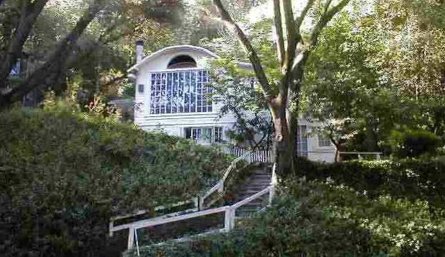 Super Cute Orinda Flat. Walk 2 BART and Everywhere