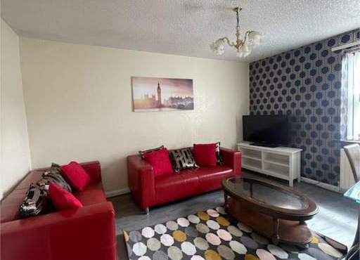 Super deluxe extra large 3 bedroom apartment