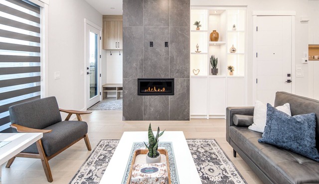 Super Host Retreat | New Build | Mins to DT | AC | Garage| EV Charger