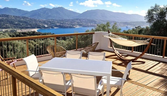 Super idyllic & antique villa with breathtaking sea view