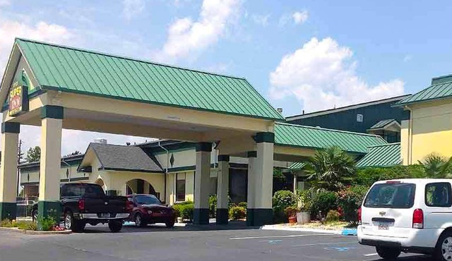 Super Inn and Suites Milledgeville