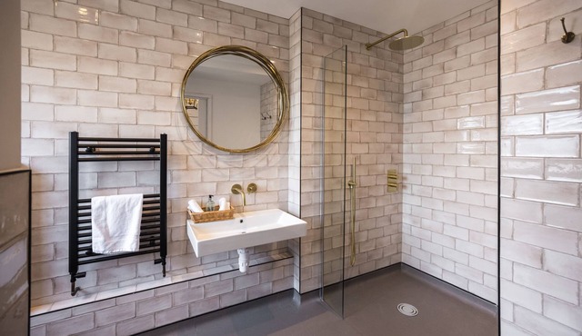 Super king or twin room with en-suite