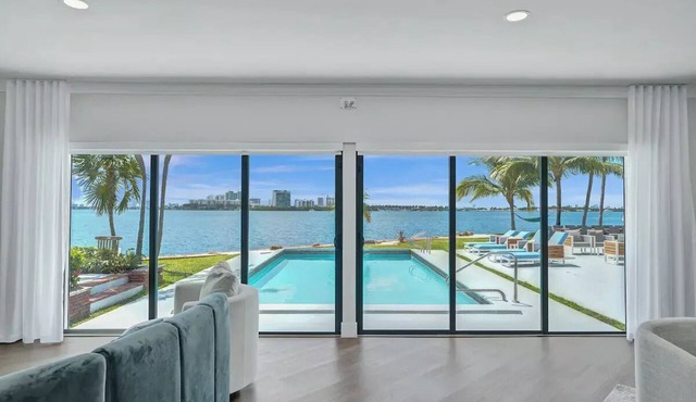 Super Luxury Bayfront Compound