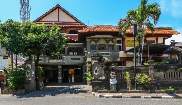 SUPER OYO 1927 Hotel Candra Adigraha