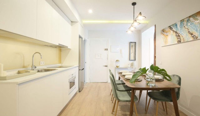 ✴Super prime location✴ Stunning luxury suite with elevator- groups🍒families