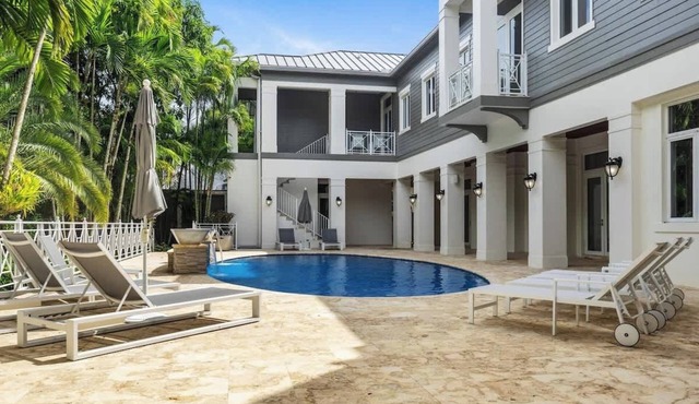 Super Villa | New Luxe Super Villa by The Glam Homes