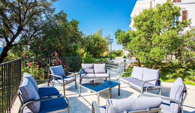 Superb 11-bedroom villa with private pool and sea view - Mandelieu