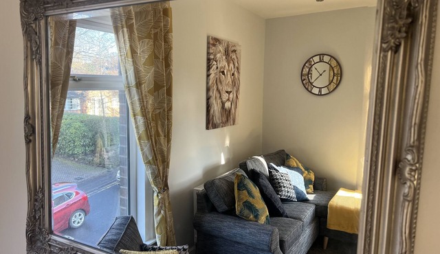 Superb 2 bed Apartment Great Location