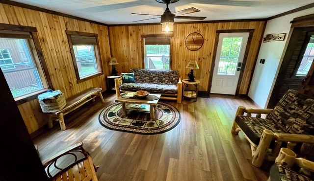 Superb 2-bedroom house with Adirondack style in Cranberry Lake