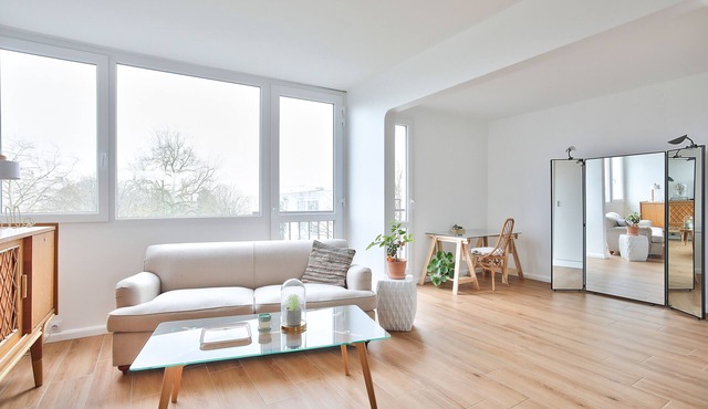 Superb 2 room apartment in the Bois Blancs district