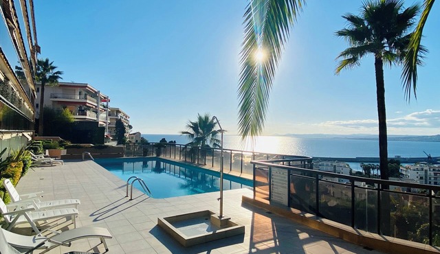 Superb 2-room apartment Terrace/SWIMMING POOL/Parking