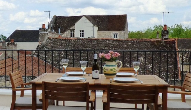 Superb 3 bdrm/3.5 bath central Puligny-Montrachet