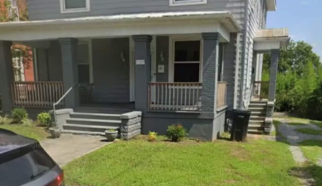 Superb 3-bedroom house close by business district not far from casino