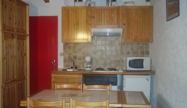 Superb 4/5 pers apartment in family chalet summer swimming pool