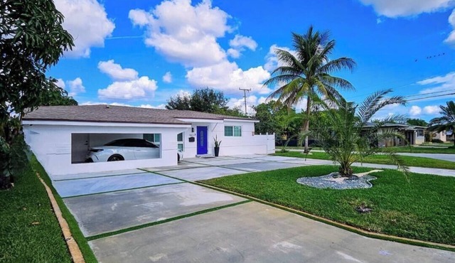 Superb 4-bedroom house with AC in friendly Miramar