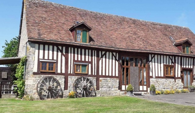 Superb 4★ luxury cottage with pool, spa and sauna, a true oasis of peace!