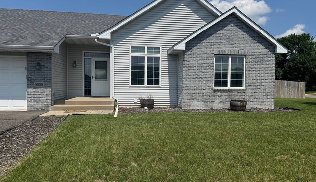 Superb 5-bedroom house in Big Lake in friendly, safe neighborhood.