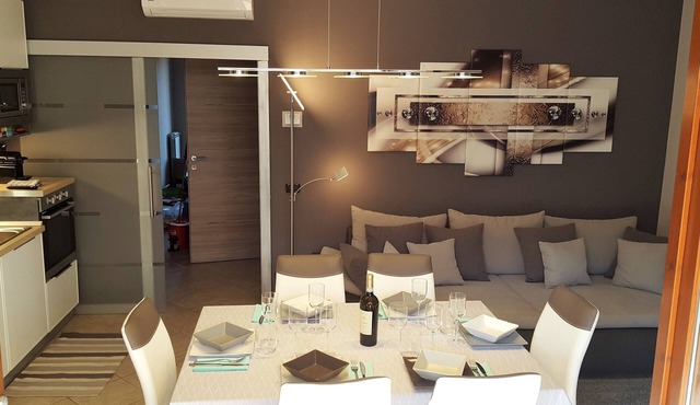 Superb apartment in the center of Moniga with WIFI