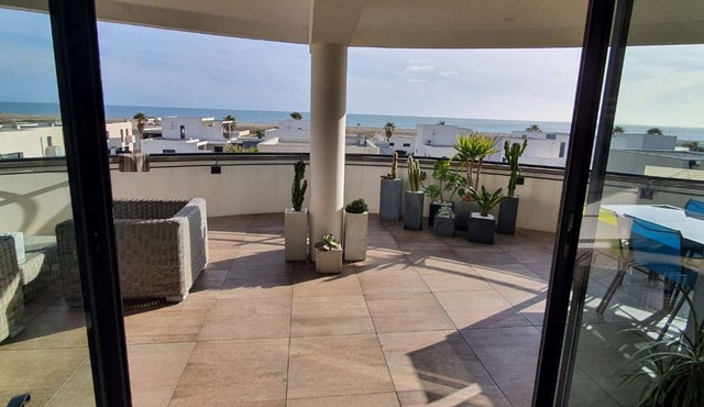 Superb apartment 100 m from the beach swimming pool and sea view 4ODYS304C