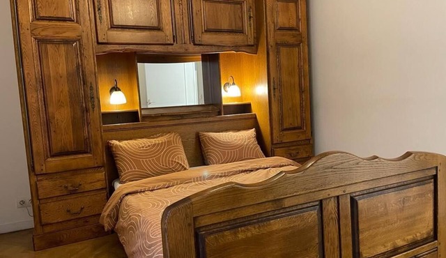 Superb apartment in downtown residence