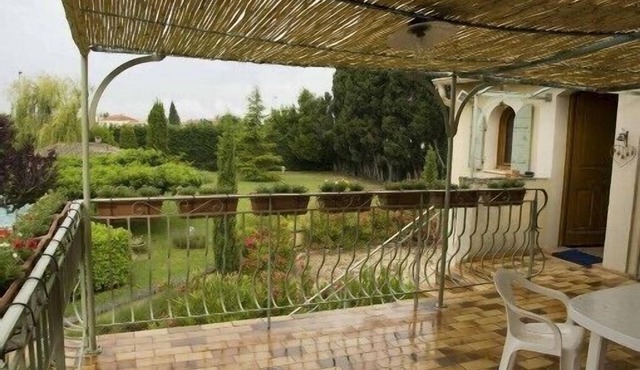 Superb apartment of 120 m2 in provencal mas of the owners