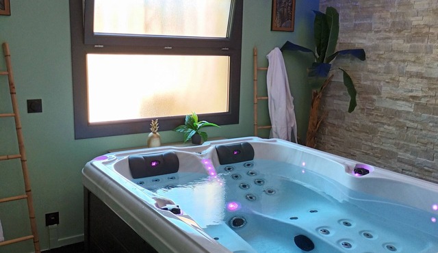 Superb apartment with jacuzzi and exterior