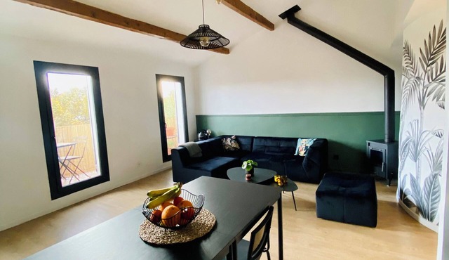Superb architect-designed apartment with magnificent view of Marseille