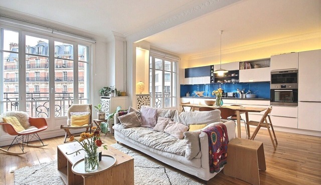 Superb, bright and comfortable family apartment
