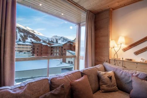 Superb bright and spacious apartment in the heart of Val d'Isère