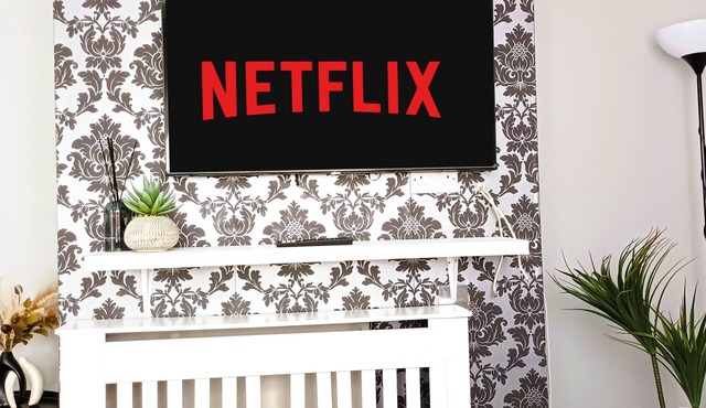 Superb Central Location-Station-Airport-Parking