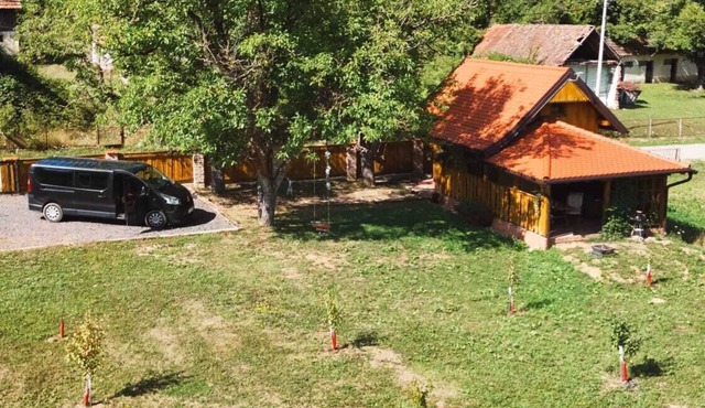 Superb chalet with AC in sunny Sunja
