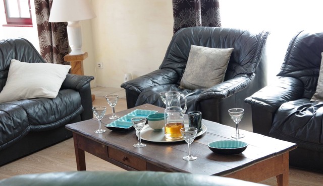 Superb character house in village center. Charming 3-star gîte.