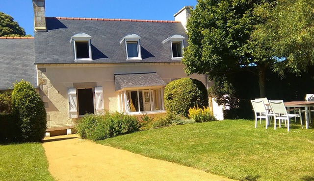 Superb character house Perros-Guirec: beach, town center, port, on foot