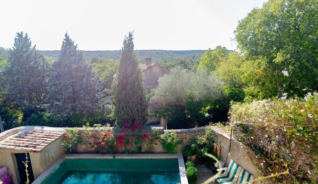 Superb comfortable farmhouse in a small village at the gates of Uzès