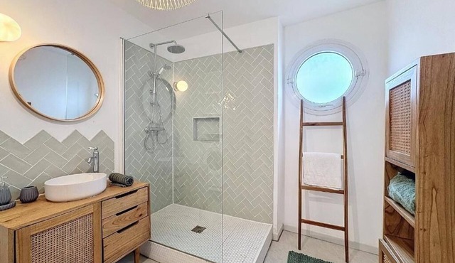 Superb duplex with terrace - 15 min from Paris