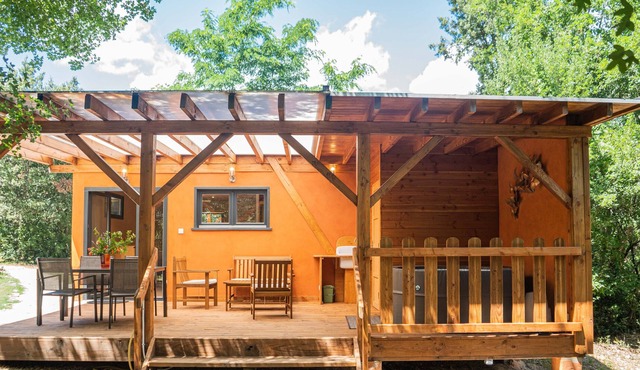 Superb eco-cottage 8 minutes from Vallon (private jacuzzi optional)