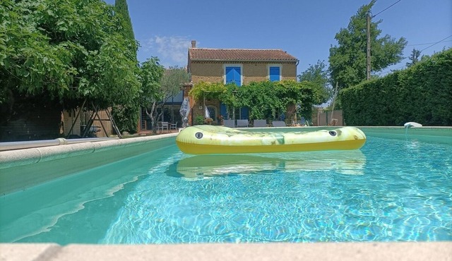 Superb apartment in the heart of Provence, near Avignon