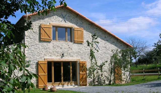 Superb Rural Gite with Private Heated Pool