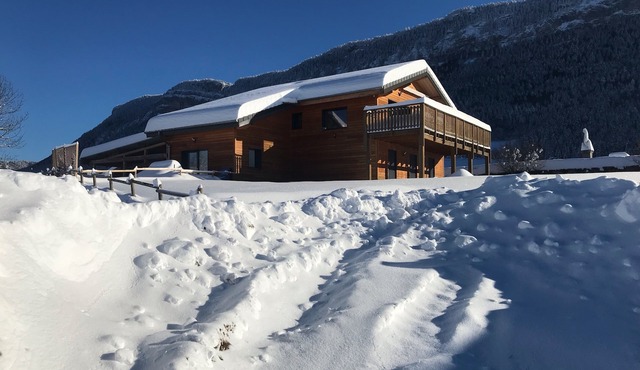 Superb new chalet in the heart of the Vercors with large terraces and mountain views