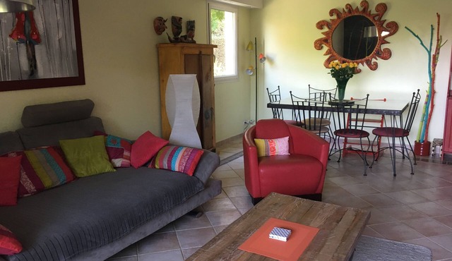 Superb golf apartment with swimming pool + tennis court