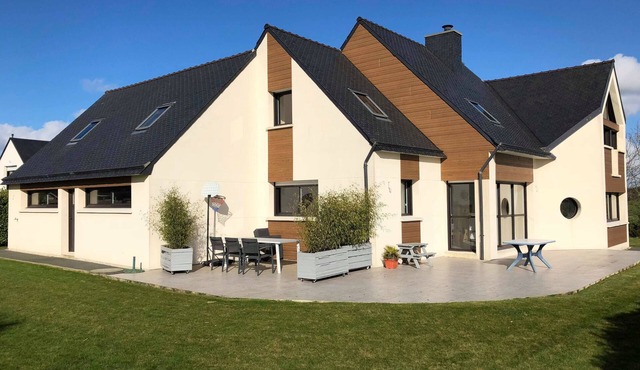 superb house ideally located 220 m2