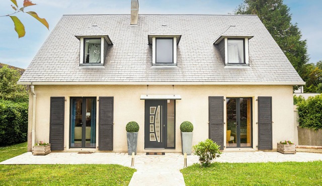 Superb house on the outskirts of Trouville/Deauville, calm & comfort next to everything