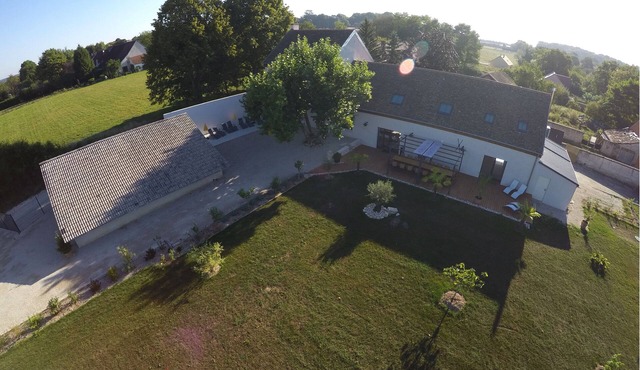 Superb house with indoor pool in Burgundy- 16 people