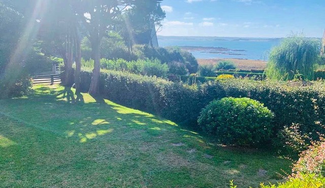 Superb house with sea view Lancieux - sleeps 8