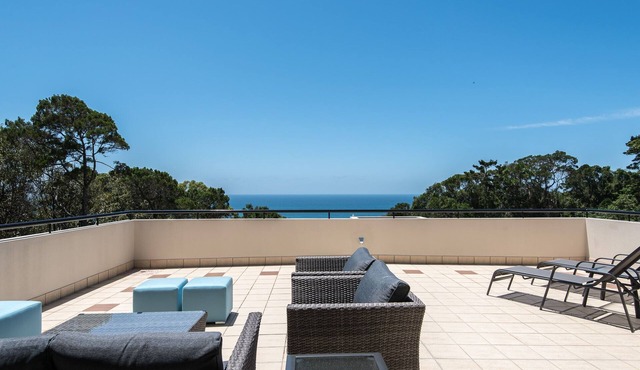 Superb location, wonderful views, delightfully comfortable