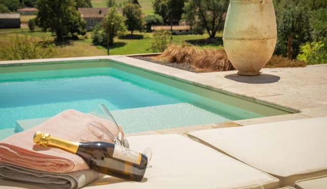 Superb luxury manor on stud farm with private swimming pool