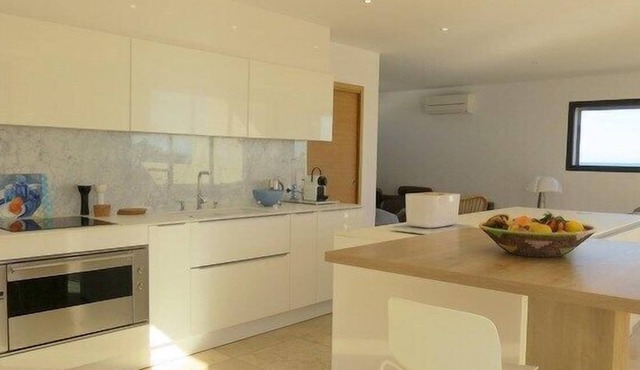 Superb luxury villa private heated pool facing sea 8ERTAR7