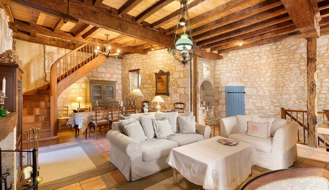 Superb Medieval Stone Villa in the Heart of Issigeac